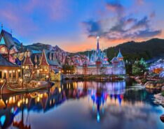 world of frozen hong kong disneyland