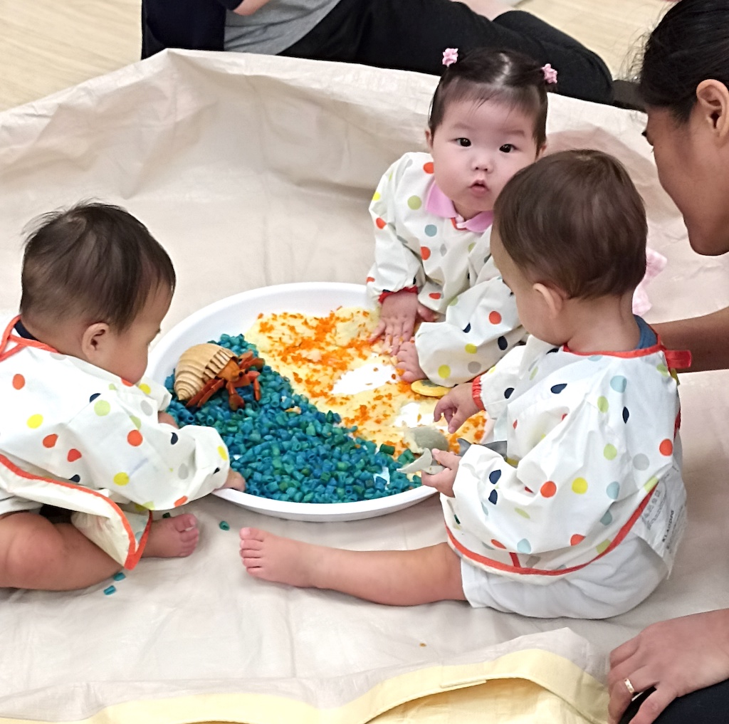 Babies Playing Casita Hong Kong